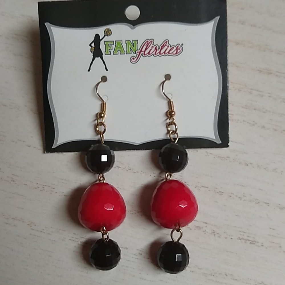 😻 3 For $15 Fan Flirties Black & Red Bead Dangles
